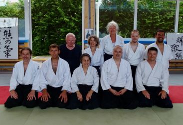 Gruppenfoto vom Aikido-Training mit Igor Drieghe am 27. Juni 2025 in Überlingen-Hödingen