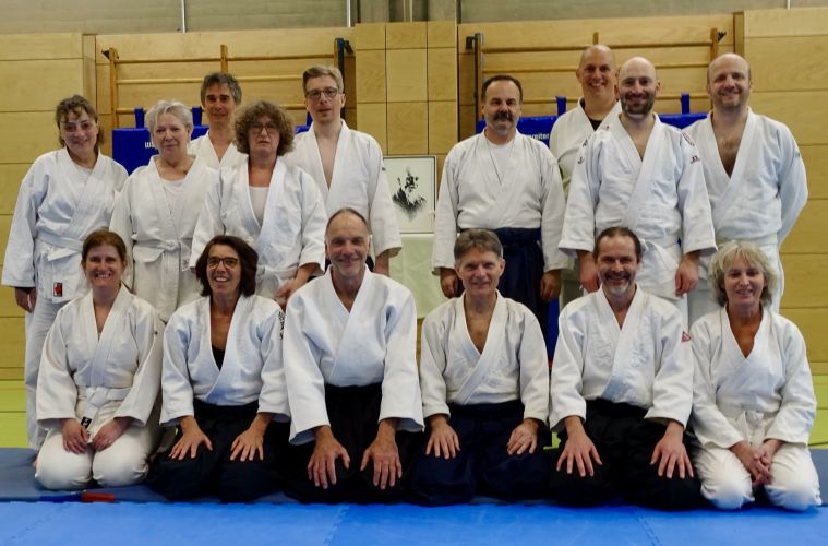 Aikidoka aus dem Allgäu, der Bodenseeregion, Kaufbeuren und Germaringen beim Frühjahr-Aikido-Workshop 2026 in Germaringen